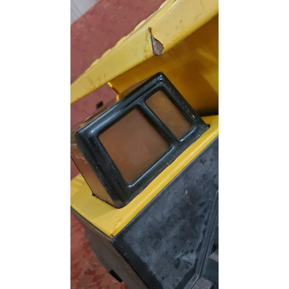 Vintage 1993 Tonka XMB-975 Construction Dump Truck Pressed Steel Yellow Black